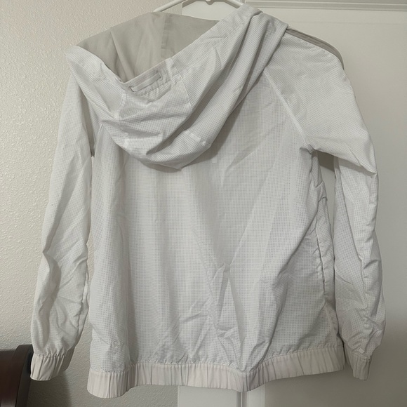lululemon Jacket - Picture 2 of 4